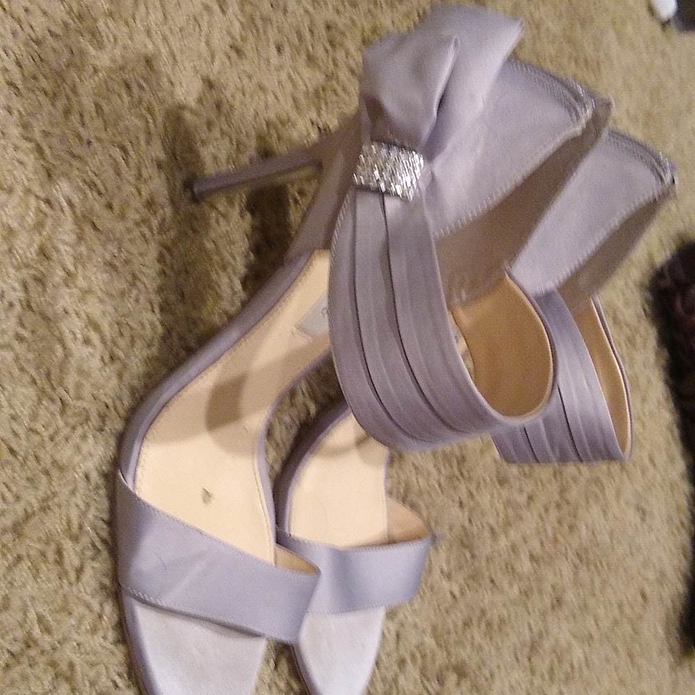 Heels - Picture 2 of 2